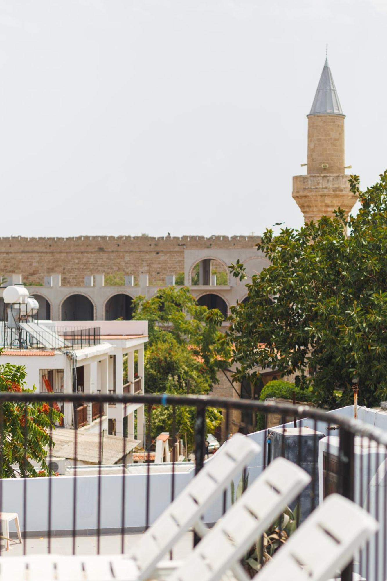 Homelike Guest House كيرينيا المظهر الخارجي الصورة